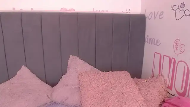 Snapshot of SachaBratz chatting on 02.04.26 SachaBratz online show from 02.04.26