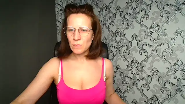 Snapshot of Kelly_Kisss chatting on 07.04.26 Kelly Kisss online show from 07.04.26