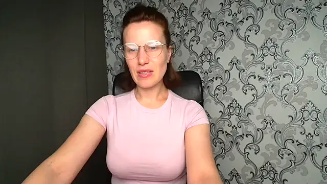 Snapshot of Kelly_Kisss chatting on 07.05.26 Kelly Kisss online show from 07.05.26