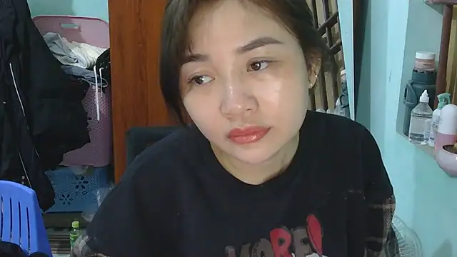 Uhem112 online show from 11.17.25