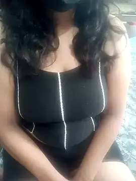 Snapshot of Anu_Reddy_10 chatting on 10.18.25 Anu Reddy 10 online show from 10.18.25