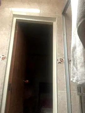 Snapshot of BryanaSmith21 chatting on 10.11.25 BryanaSmith21 online show from 10.11.25