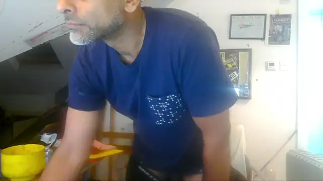 Snapshot of mista_sista_fista chatting on 04.15.26 mista sista fista online show from 04.15.26