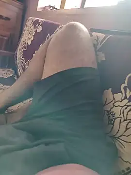 Snapshot of sudu_slave chatting on 07.18.26 sudu slave online show from 07.18.26