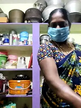 Snapshot of papukurty chatting on 11.07.25 papukurty online show from 11.07.25