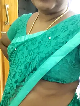 Snapshot of papukurty chatting on 02.18.26 papukurty online show from 02.18.26