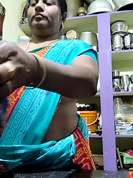 Snapshot of papukurty chatting on 03.07.26 papukurty online show from 03.07.26