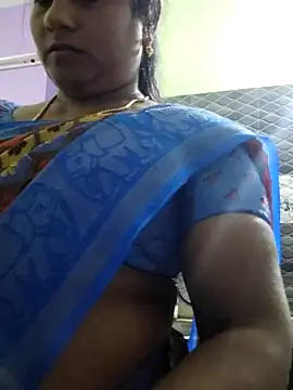 Snapshot of papukurty chatting on 03.18.26 papukurty online show from 03.18.26