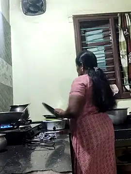 Snapshot of papukurty chatting on 03.23.26 papukurty online show from 03.23.26