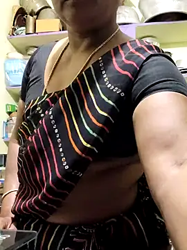 Snapshot of papukurty chatting on 03.25.26 papukurty online show from 03.25.26