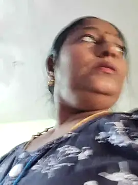 Snapshot of papukurty chatting on 04.06.26 papukurty online show from 04.06.26