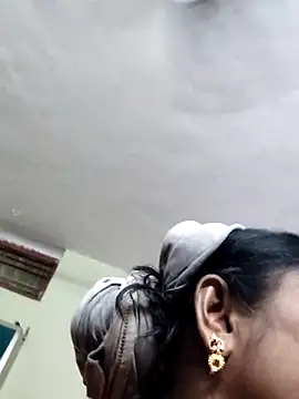 Snapshot of papukurty chatting on 04.11.26 papukurty online show from 04.11.26