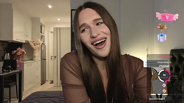 Snapshot of franzeva chatting on 06.13.26 franzeva online show from 06.13.26