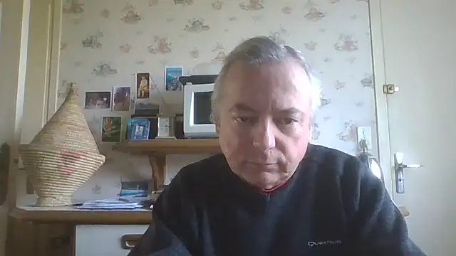 Snapshot of gegevincent chatting on 04.18.26 gegevincent online show from 04.18.26
