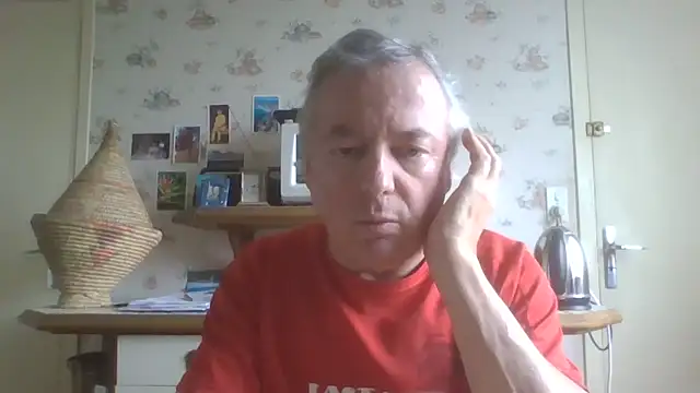 Snapshot of gegevincent chatting on 04.19.26 gegevincent online show from 04.19.26