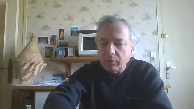 Snapshot of gegevincent chatting on 04.27.26 gegevincent online show from 04.27.26