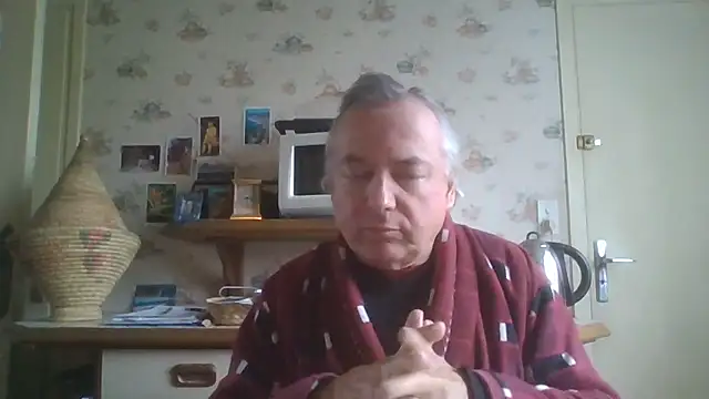 Snapshot of gegevincent chatting on 05.16.26 gegevincent online show from 05.16.26