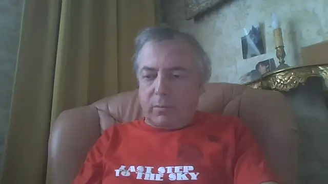 Snapshot of gegevincent chatting on 05.20.26 gegevincent online show from 05.20.26