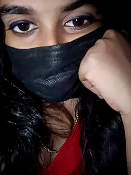 umairahaasan 1 online show from 09.17.25