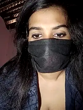 umairahaasan 1 online show from 09.25.25