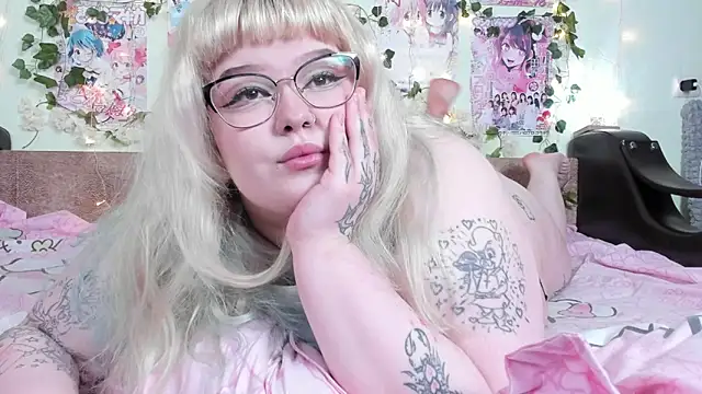  CandyM1lky  online show from 03.18.26