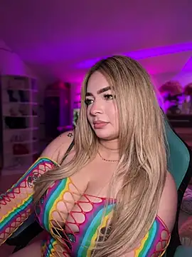 Snapshot of OriannaFox chatting on 03.20.26 OriannaFox online show from 03.20.26