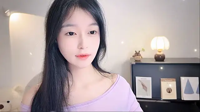 Onechestnut online show from 11.09.25