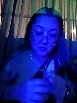 Snapshot of Dulcedeanis chatting on 11.12.25 Dulcedeanis online show from 11.12.25