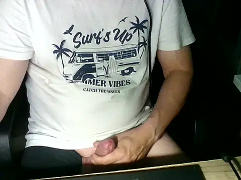 Snapshot of zee06 chatting on 05.18.26 zee06 online show from 05.18.26