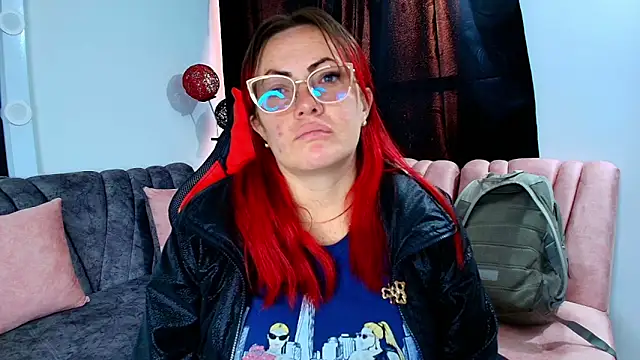 carolinhe  online show from 09.17.25