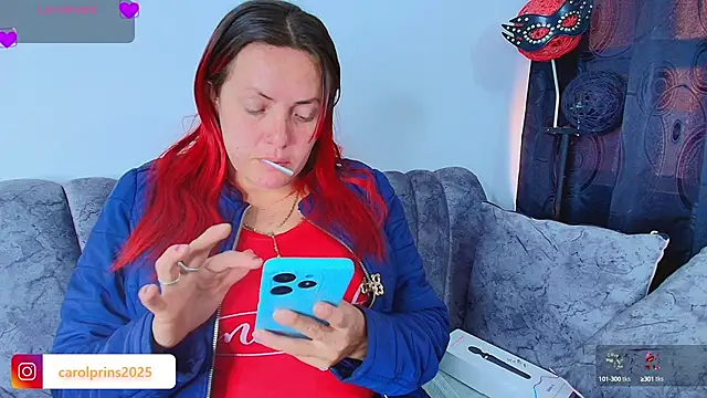 carolinhe  online show from 09.30.25