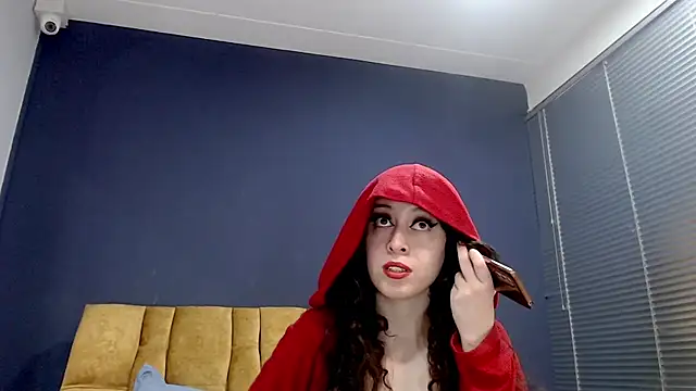 KendraaSimons online show from 10.13.25