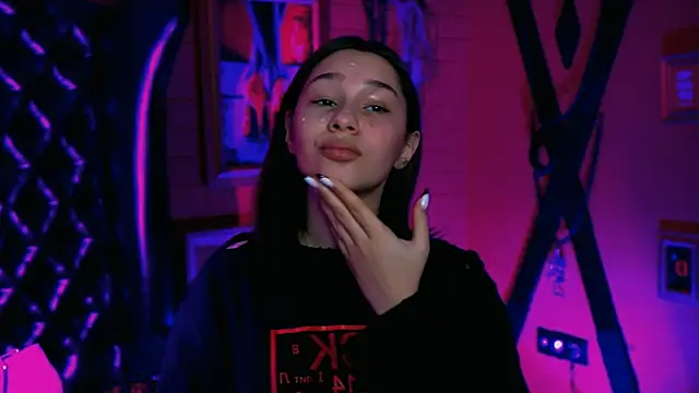 Snapshot of KimClarks_ chatting on 10.14.25 KimClarks  online show from 10.14.25