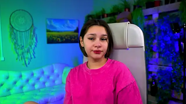 KimClarks  online show from 02.19.26