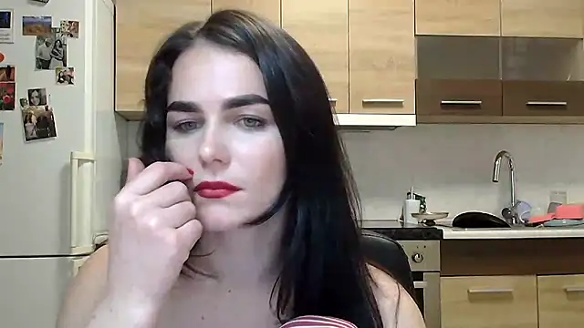 Silviaa a online show from 10.27.25