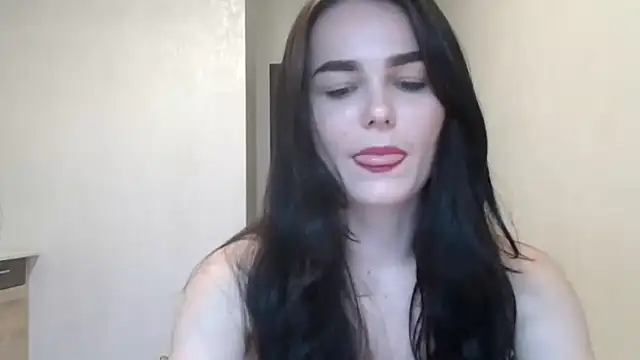 Silviaa a online show from 11.04.25