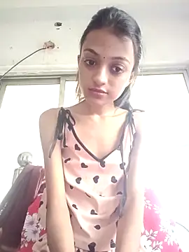 Your-Kitkat online show from 09.13.25