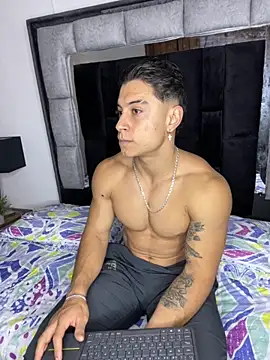 MR MUSCLE online show from 11.16.25