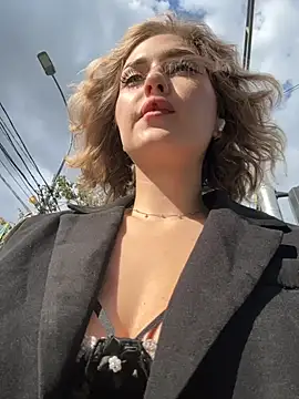 KellyKeler online show from 09.20.25