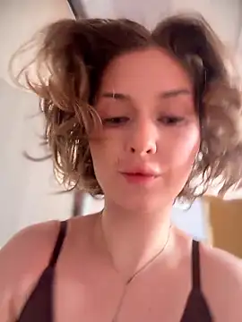 Snapshot of KellyKeler chatting on 03.14.26 KellyKeler online show from 03.14.26