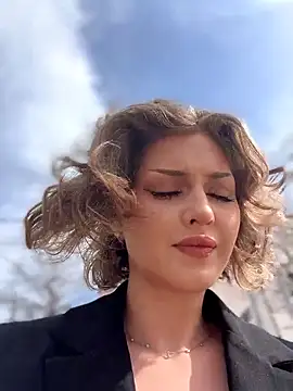 Snapshot of KellyKeler chatting on 03.19.26 KellyKeler online show from 03.19.26