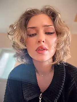 Snapshot of KellyKeler chatting on 04.11.26 KellyKeler online show from 04.11.26