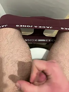 hugehairycock 98 online show from 02.06.26