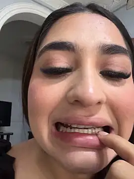 JasmineRhodes online show from 11.25.25