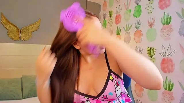 kitty sweeety  online show from 10.09.25