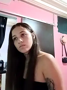 Snapshot of Arii_collins1 chatting on 10.17.25 Arii collins1 online show from 10.17.25