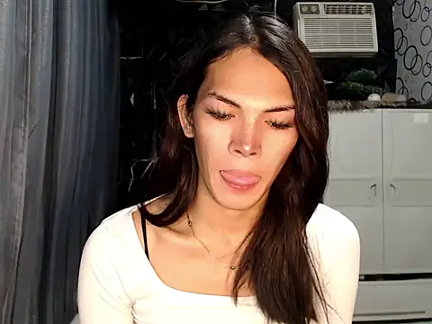 Snapshot of ladyhotcuming chatting on 07.05.26 ladyhotcuming online show from 07.05.26