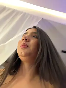 Michelle Zoe online show from 01.08.26