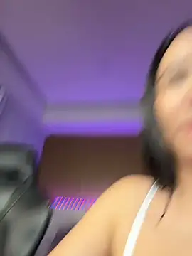 Michelle Zoe online show from 04.21.26