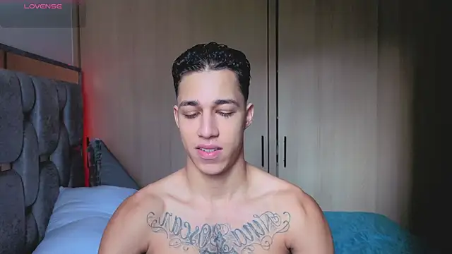 Snapshot of orionblaze69_ chatting on 12.04.25 orionblaze69 online show from 12.04.25